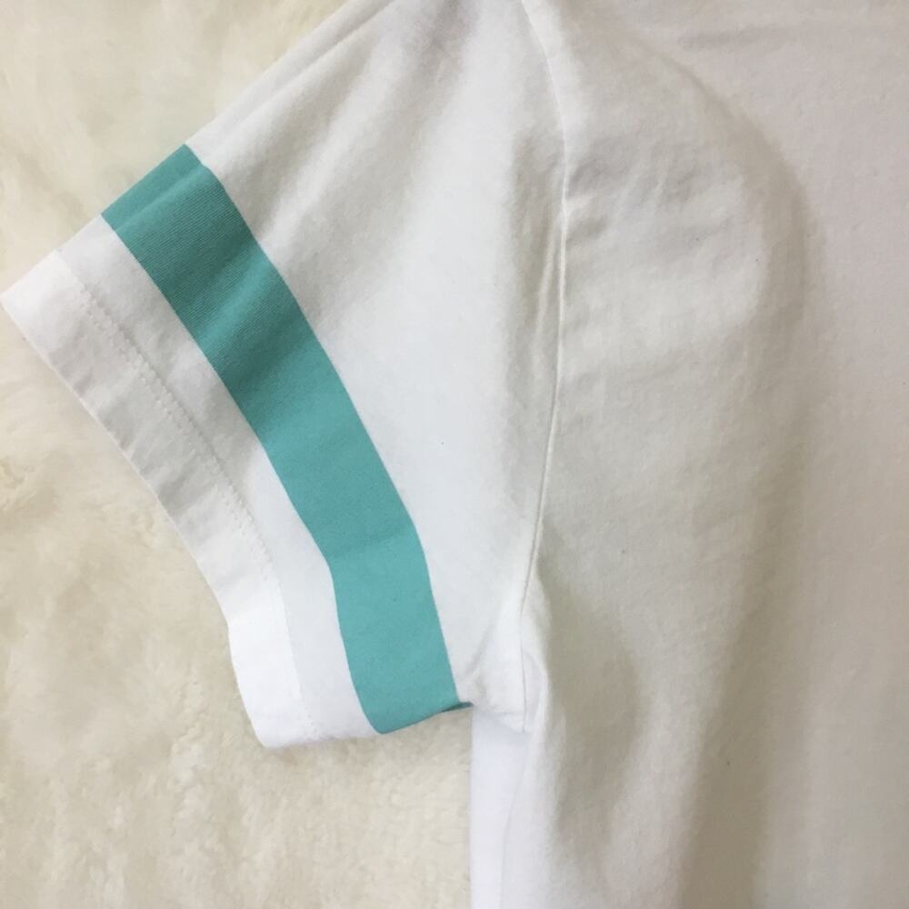 True Religion White V Neck T-shirt - Picture 5 of 5